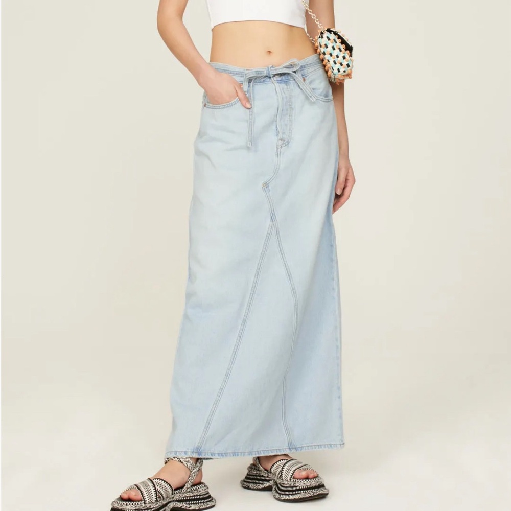 LEVI’S | Iconic Long Maxi Denim Skirt (size 27)